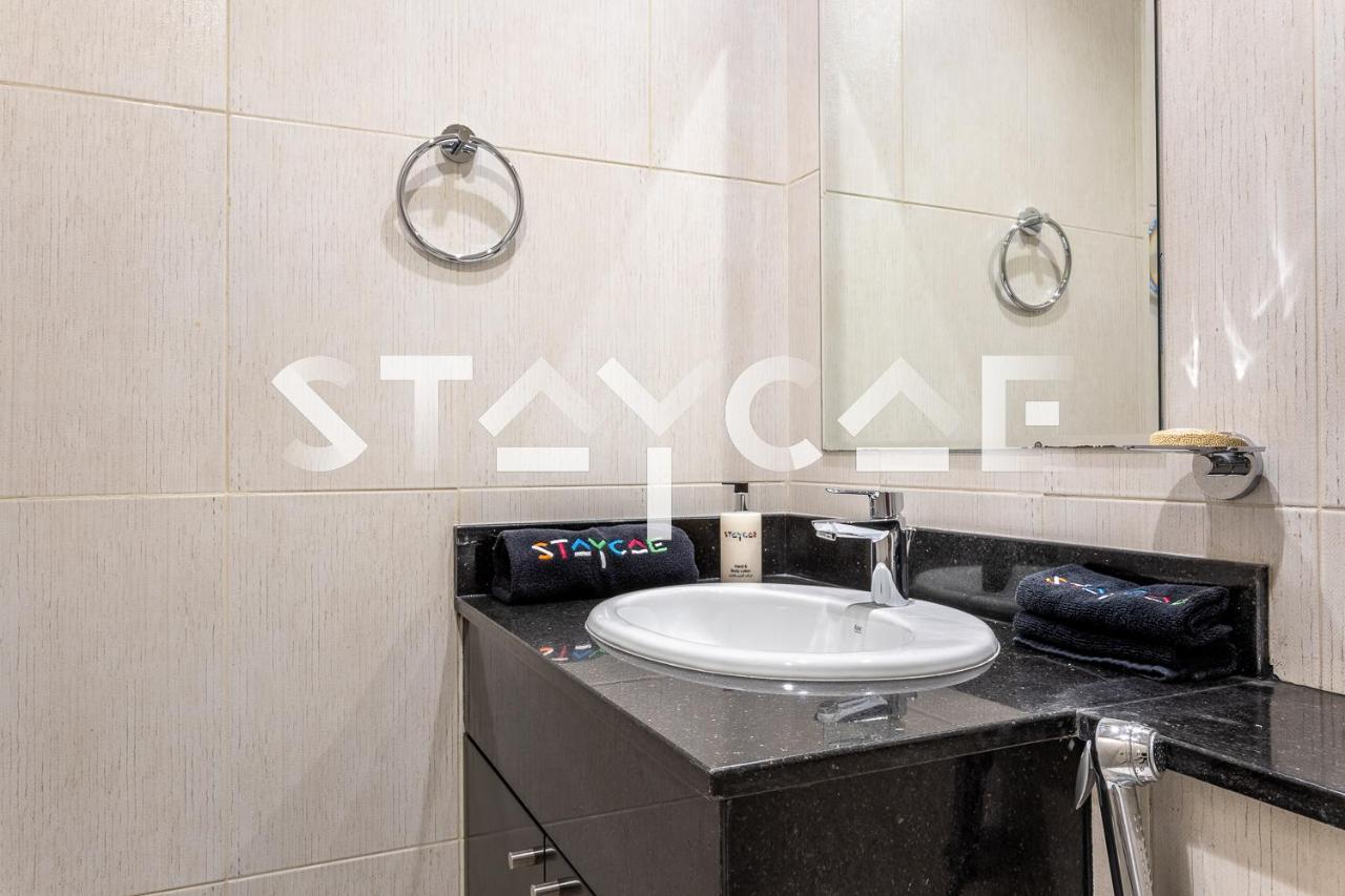 Staycae Holiday Homes - Tower 108 Ντουμπάι Εξωτερικό φωτογραφία