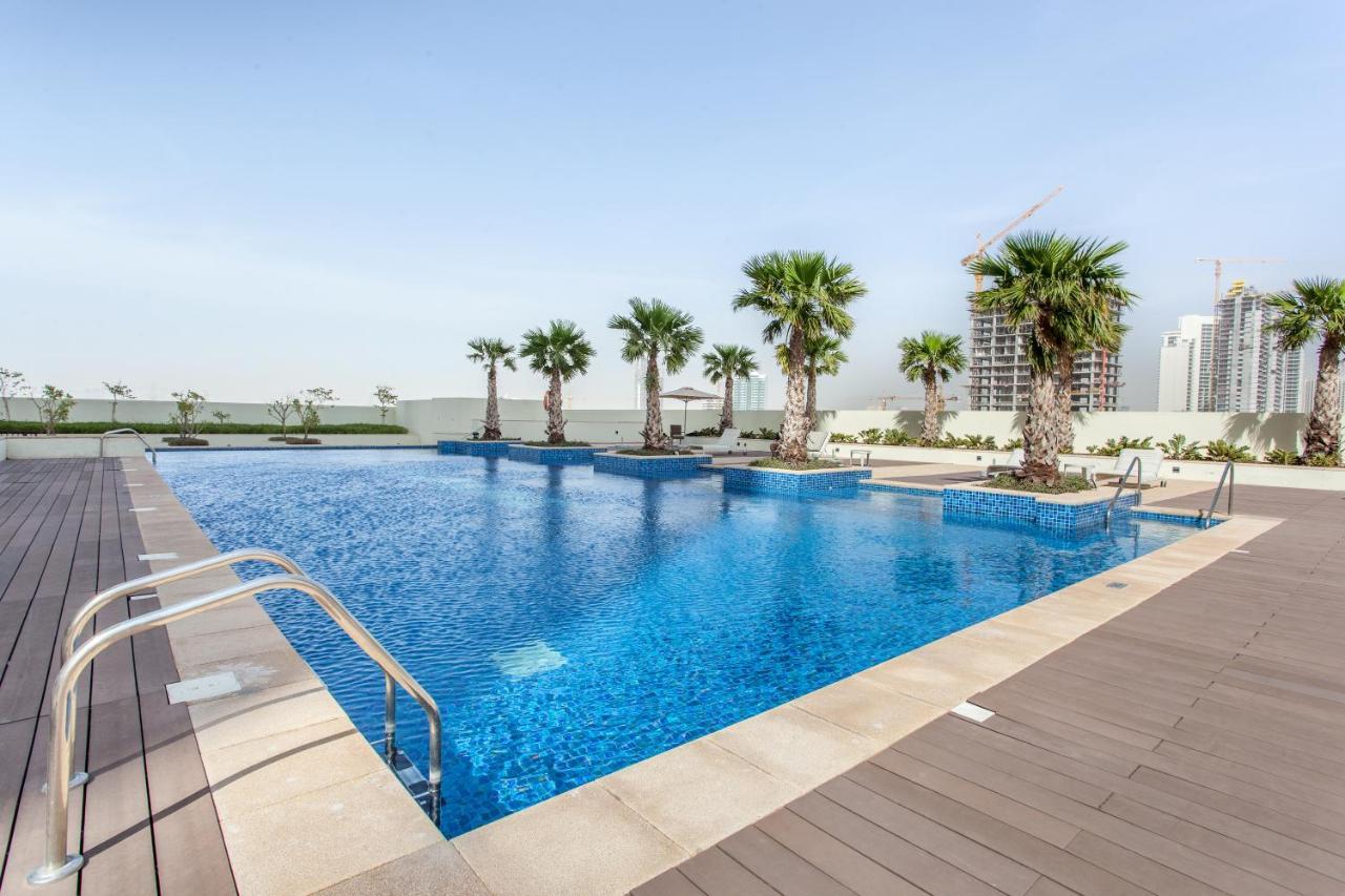 Staycae Holiday Homes - Tower 108 Ντουμπάι Εξωτερικό φωτογραφία