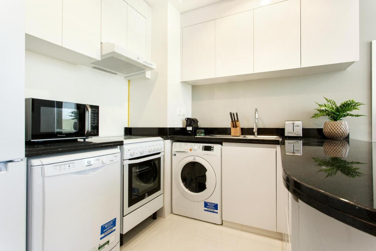 Staycae Holiday Homes - Tower 108 Ντουμπάι Εξωτερικό φωτογραφία